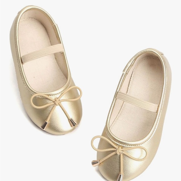 NWT Felix & Flora Gold Ballet Flats for toddler size 10 - Picture 1 of 10